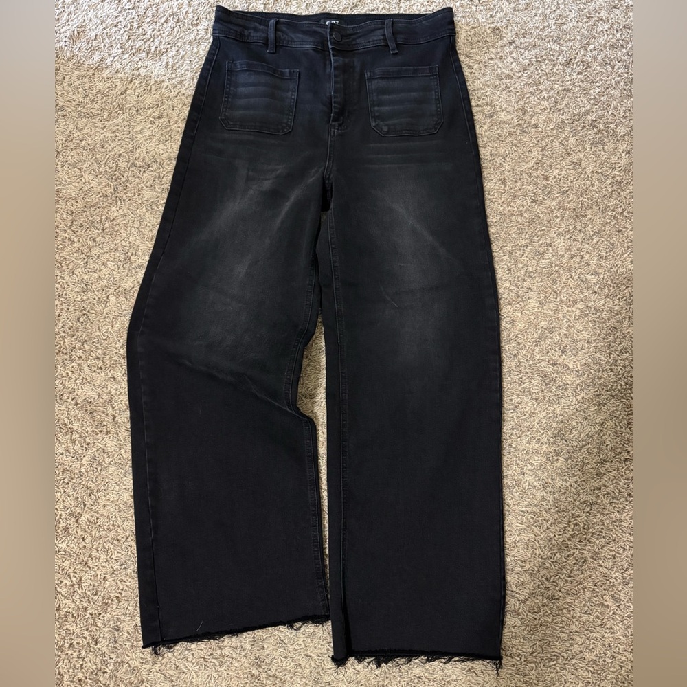 Women’s Wide Leg Jeans